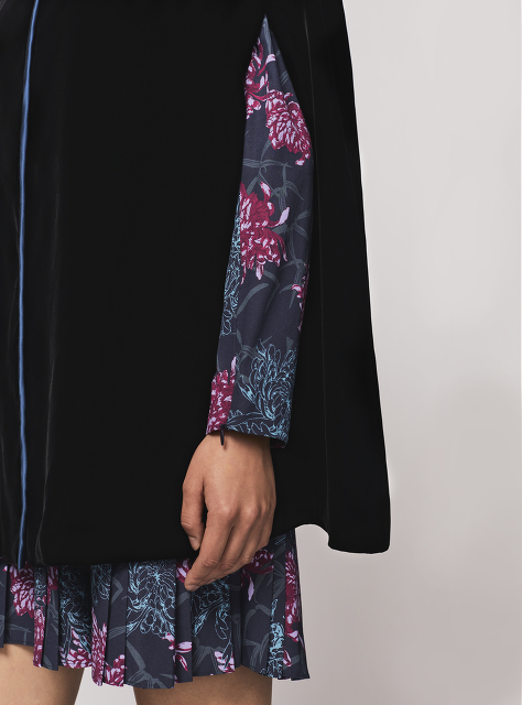 Velvet Cape with Chrysanthemum and Bamboo Silk Lining