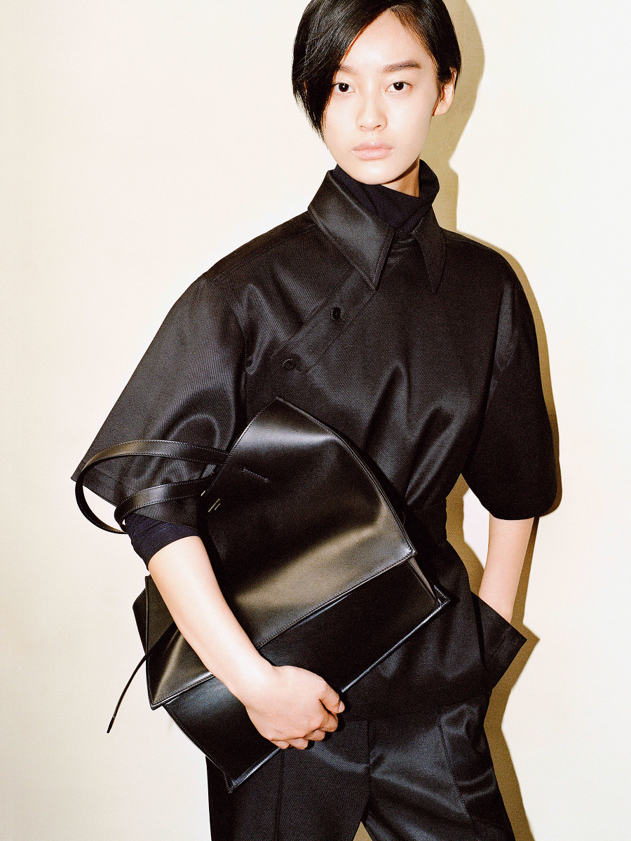 Yuni Ahn for Shanghai Tang Wool-Silk Short Sleeve Qipao Cropped Trench
